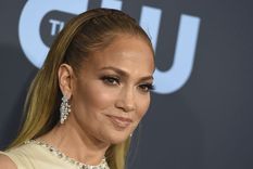 Foto: https://eldiariony.com/2022/09/13/jennifer-lopez-se-fue-de-compras-a-un-mercado-popular-en-los-angeles/
