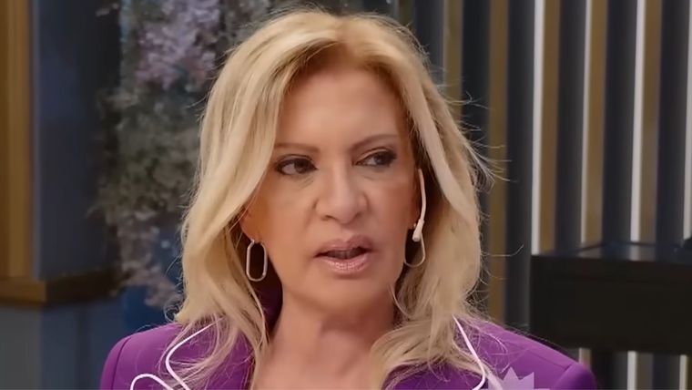 Susana Roccasalvo opinó en La noche de Mirtha sobre la polémica de la modelo. Susana Roccasalvo opinó en La noche de Mirtha sobre la polémica de la modelo.