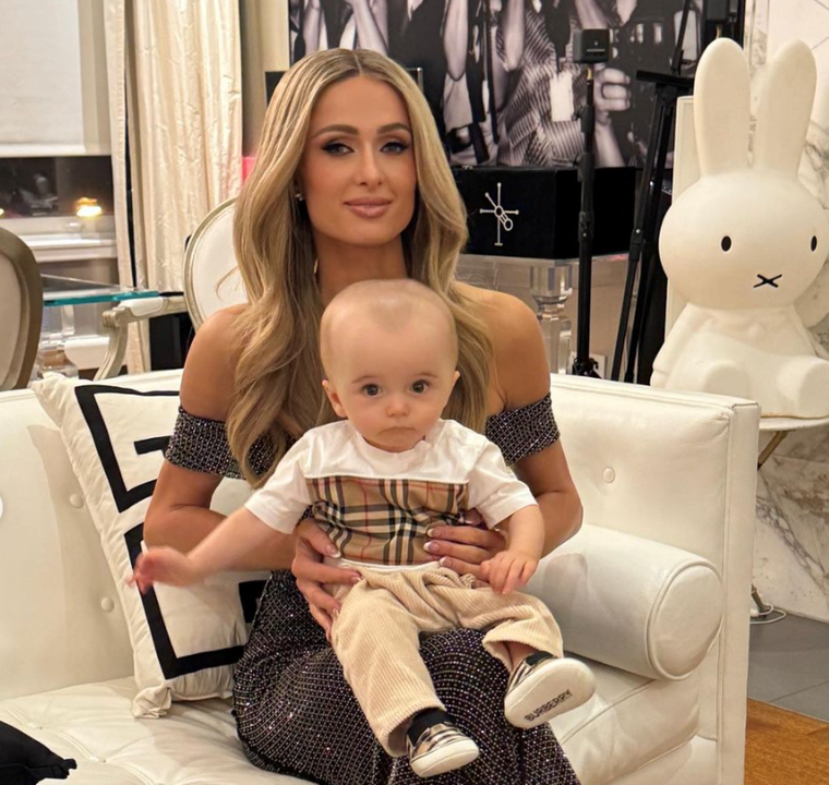 Paris Hilton organizó una excéntrica fiesta por el primer cumpleaños de su hijo Phoenix Foto: Instagram/ Paris Hilton