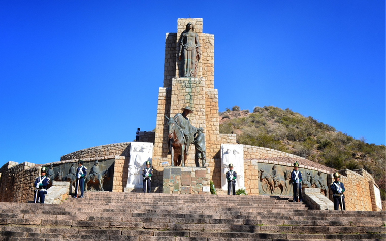 Monumento Retorno a la Patria. Distrito Los Chacayes en Tunuyán. Foto: Municipalidad de Tunuyán