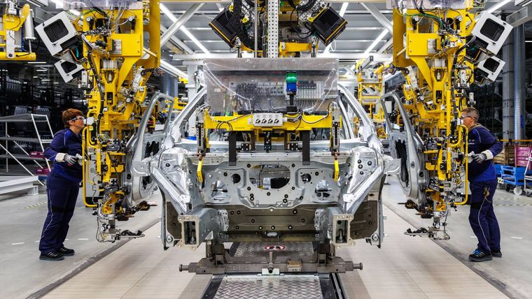 BMW inicia la producción del nuevo iX3