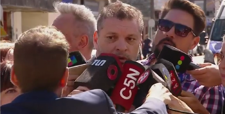 El abogado de Sotacuro, Guillermo Endi, habló con la prensa.&nbsp;