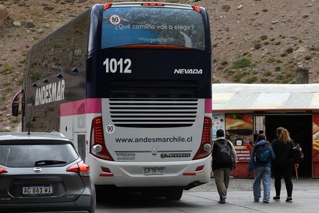 Los pasajeros quedaron varados tras sufrir un robo en pleno viaje a Chile. (Foto ilustrativa) Los pasajeros quedaron varados tras sufrir un robo en pleno viaje a Chile. (Foto ilustrativa)
