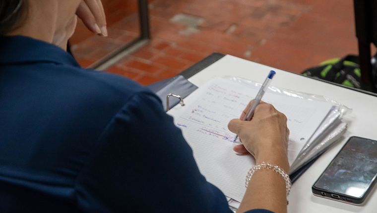 Esta ayuda se entrega a estudiantes en todo el país Foto: Santiago Tagua/MDZ