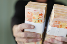 El plazo fijo del Banco Nación rinde más si se opera por canal electrónico: la diferencia es de casi $2.500 en un mes. Foto: Shutterstock