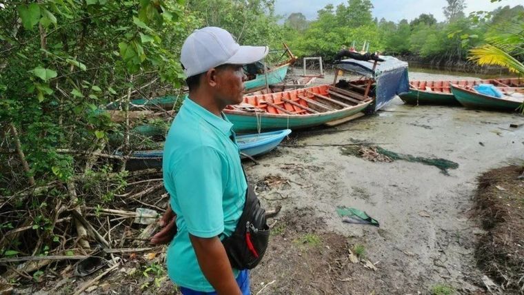 La familia de Som Thy es una de las que fueron expulsadas de sus hogares para dar paso al desarrollo inmobiliario Foto: BBC