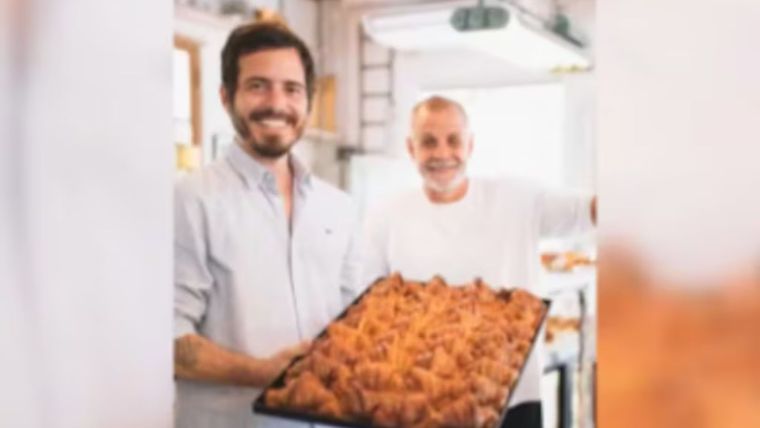 Petersen junto a su gran amigo de la cocina. Petersen junto a su gran amigo de la cocina.