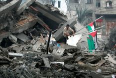 israel ataca por aire gaza en respuesta a lanzamiento de misiles
