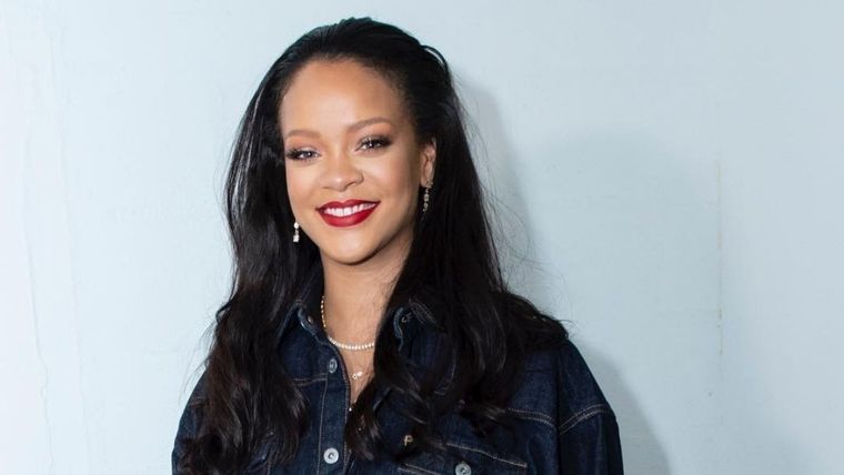 Rihanna, Instagram, redes sociales