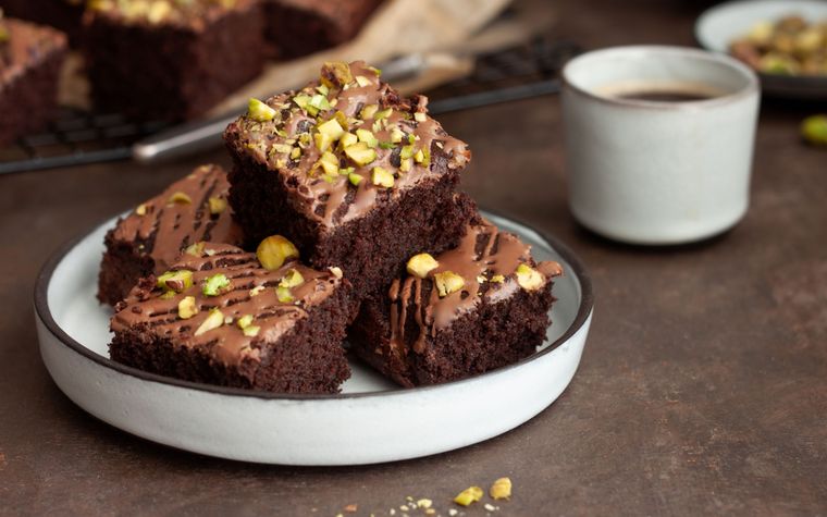 Brownie de pistachos Una receta exquisita para hacer en pocos pasos. Foto: Shutterstock