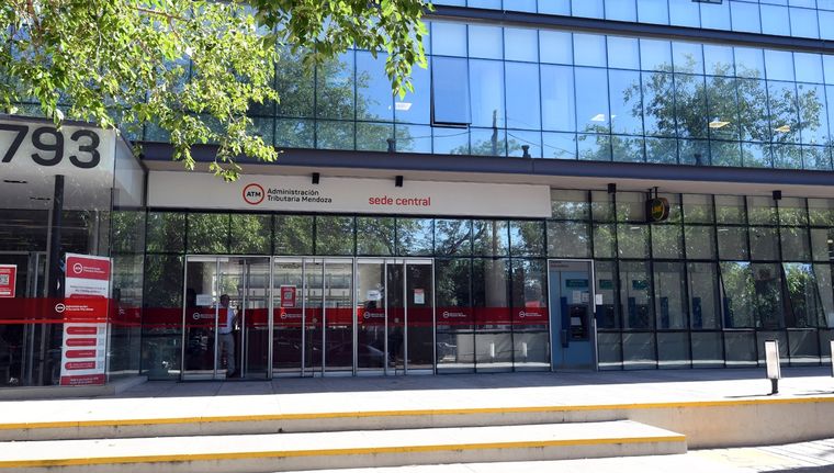 Los ingresos de Mendoza cayeron 15,2% en términos reales, pero también se dio una caída en los gastos de 27,2%. Foto: ALF PONCE MERCADO / MDZ