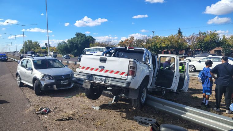 Aparatoso accidente en el Acceso Sur.&nbsp;