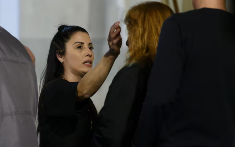 El Arzobispado de Rosario le prohibió a Leda Bergonzi la imposición de manos. Foto: X