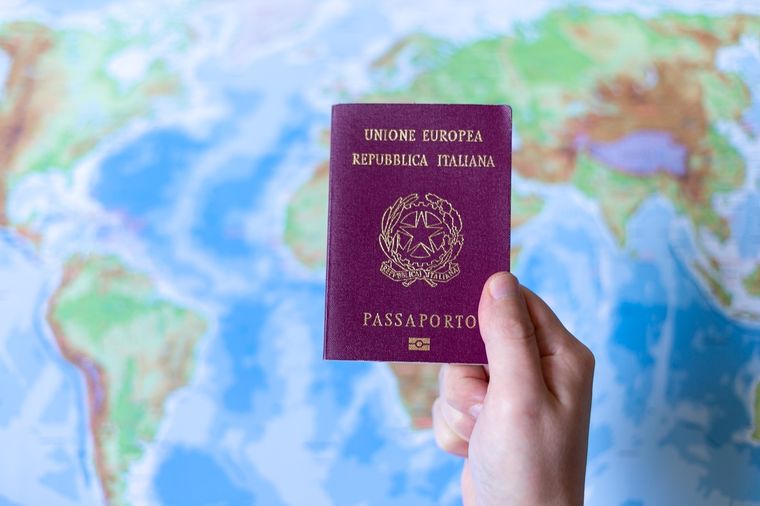 El pasaporte italiano es uno de los mejores del mundo, puesto que tiene acceso a 192 destinos Foto: Shutterstock