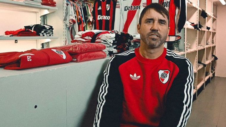 Eduardo Coudet fue presentado como DT de River y habló de todo.