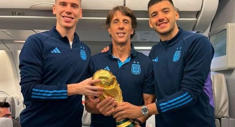 Foyth y Rulli, campeones de Qatar 2022. Foto: archivo