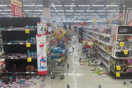 Así quedaron los supermercados en Atacama tras el sismo. Así quedaron los supermercados en Atacama tras el sismo.