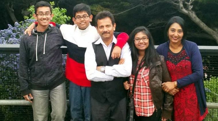Farhan y Tanvir Towhid, su padre, su hermana y su madre. Foto: Bangladesh Association Of North Texas.