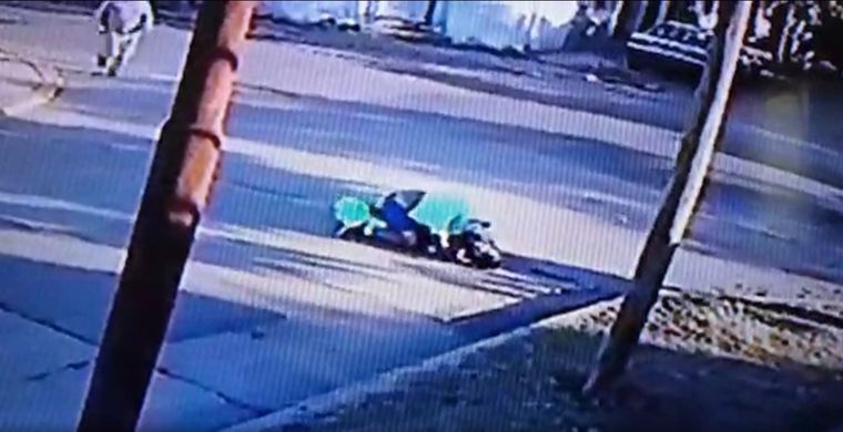 Las imágenes fueron captadas por las cámaras de seguridad