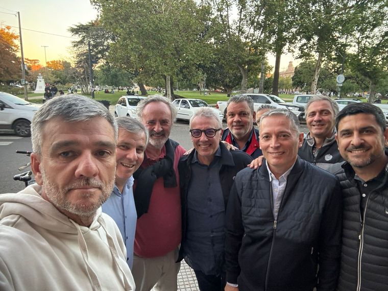 La incómoda Tercera Vía agrupa varios intendentes y dirigentes con peso propio en varias localidades de PBA La incómoda Tercera Vía agrupa varios intendentes y dirigentes con peso propio en varias localidades de PBA