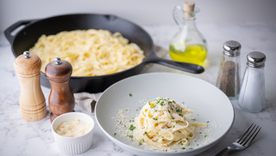Fettuccine Alfredo: un clásico italiano que todos aman Foto: Shutterstock