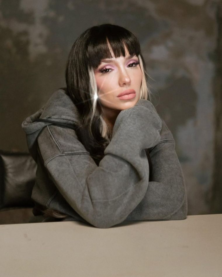 La cantante mantiene la esperanza en medio de su crisis. Foto: Instagram @lajoaqui.