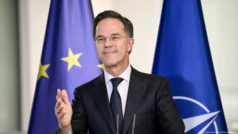 El jefe de la OTAN acusó a Rusia de traer la guerra de vuelta a Europa.