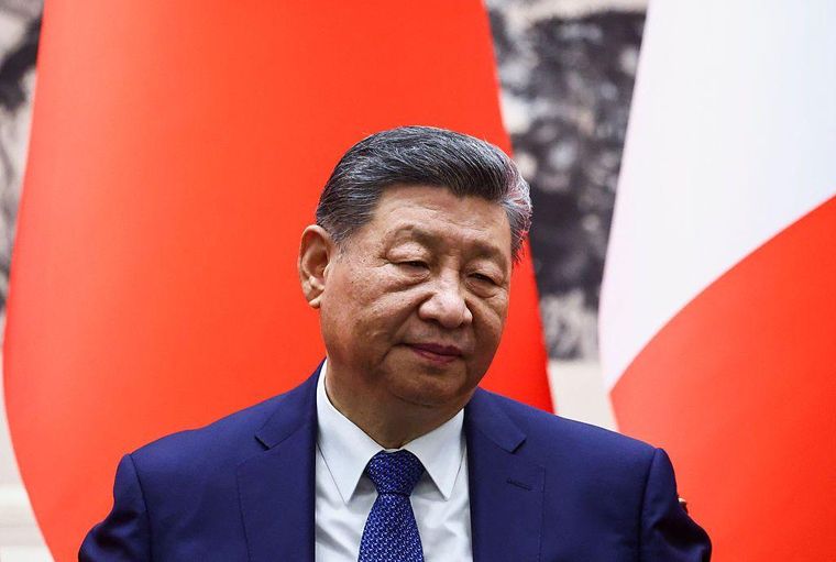 Xi Jinping acumula ahora más poder, pero su liderazgo podría verse afectado.