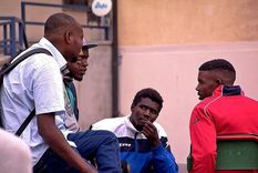 Muchos jóvenes procedentes de África están atravesando Europa a pie.