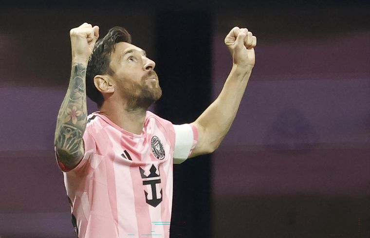 El festejo de Lionel Messi tras su golazo ante Porto en el Mundial de Clubes