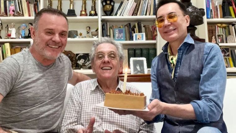 Marcelo Polino acompañando a su amigo. Marcelo Polino acompañando a su amigo.