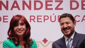 Cristina Kirchner al recibir el reconocimiento como Huésped Distinguida de la Ciudad de México. Foto: Twitter Cristina Kirchner