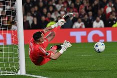 El Dibu Martínez le dejó un mensaje a Franco Armani tras su gran noche de Copa Libertadores.