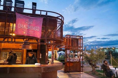 Chachingo Fábrica te invita a vivir Peña en la Fábrica, un evento de para celebrar el Día del Patrón Santiago. Chachingo Fábrica te invita a vivir Peña en la Fábrica, un evento de para celebrar el Día del Patrón Santiago.