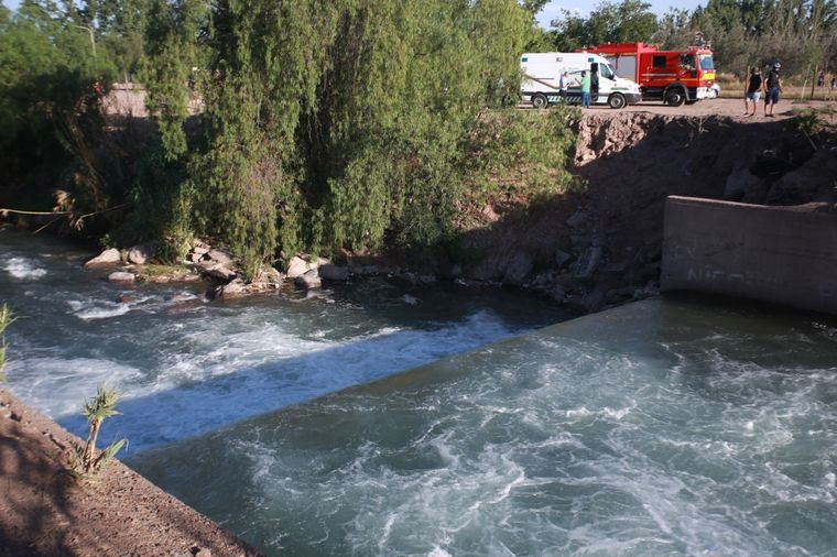 El hombre quiso refrescarse en un cauce y murió ahogado