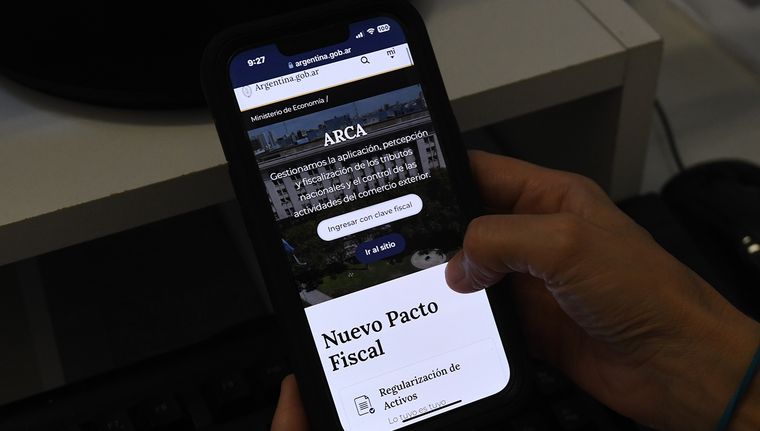 Los especialistas recomiendan revisar periódicamente los ingresos y estar atentos a los cambios normativos, ya que las sanciones por omisión o error pueden ser significativas Foto: ALF PONCE MERCADO / MDZ
