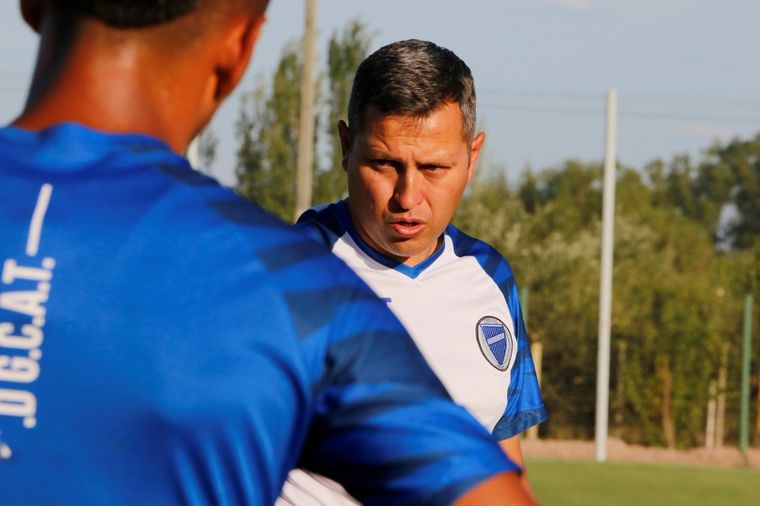 Diego Flores pierde a un referente. Foto: @ClubGodoyCruz