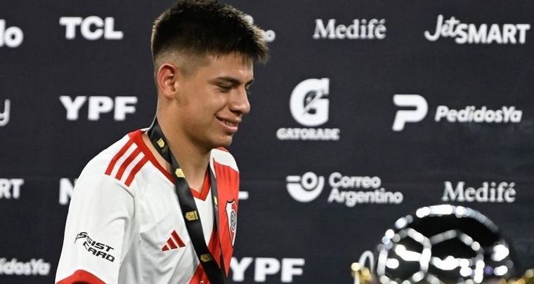 Echeverri quiere seguir ganando cosas con River. Foto: @claudioecheverri_