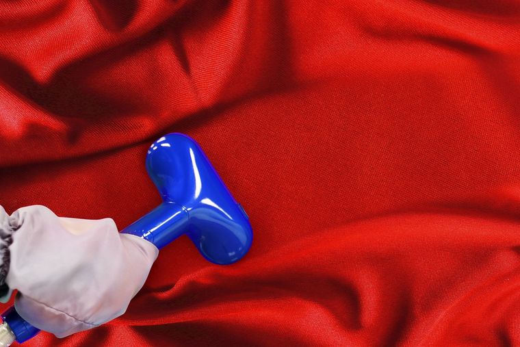 paso a paso para limpiar objetos de terciopelo Foto: SHUTTERSTOCK