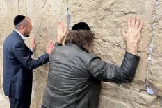 Milei inició su visita a Israel con una recorrida por el Muro de los Lamentos