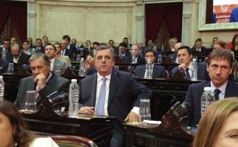 La bancada opositora pide tiempo. Foto: Parlamentario.com