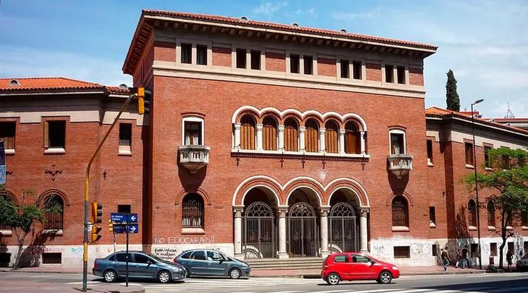 El obispo auxiliar de la Iglesia Católica de la provincia de Córdoba pidió que no destituyan a un juez investigado por abuso sexual Foto: Wikipedia