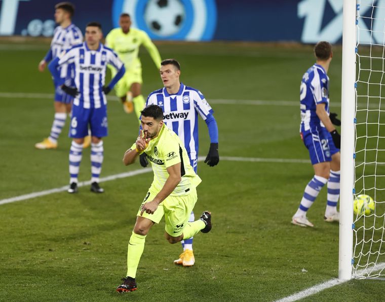 El uruguayo sigue pagando con goles en Madrid. Foto: Atlético Madrid