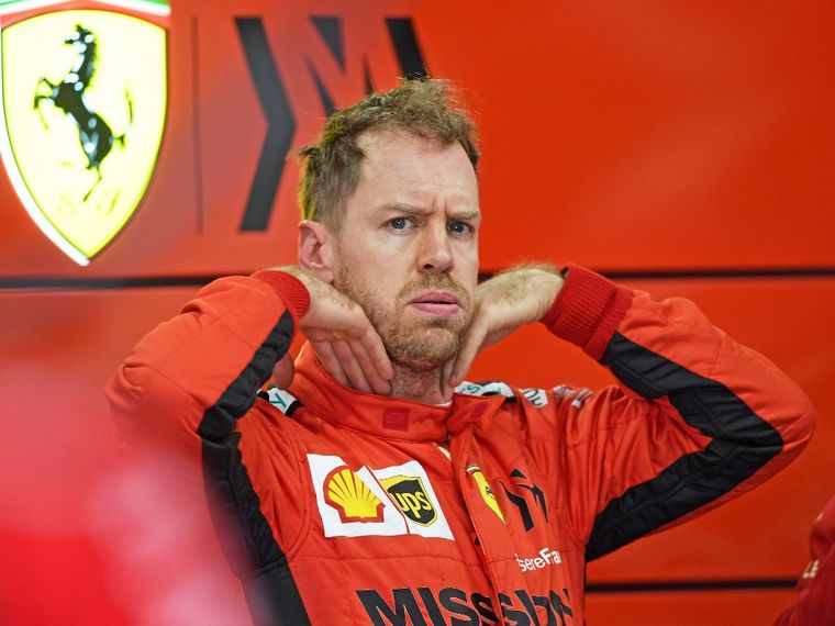 Vettel se despedirá mañana de Ferrari dando una pobre imagen.