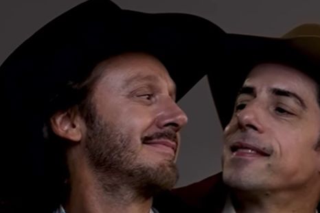 Expectativa por la obra de teatro. Expectativa por la obra de teatro.