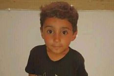 El pequeño tenía dos años y por el crimen fue detenida su madre y su padrastro