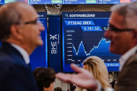 los bonos se derrumban y sube el riesgo pais al inicio de las operaciones en buenos aires y wall street los bonos se derrumban y sube el riesgo pais al inicio de las operaciones en buenos aires y wall street