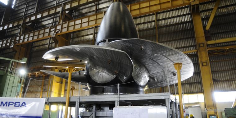 Este es el rodete de una turbina Kaplan de las que se construyen en Mendoza. Foto: Alf Ponce / MDZ
