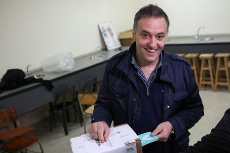 El vocero presidencial ya emitió su voto y declaró que se votó a sí mismo Foto: X