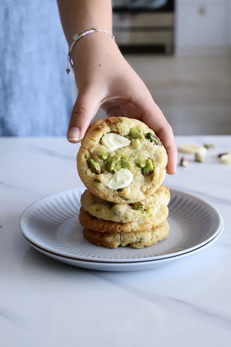 La receta de galletas que combina pistachos con chocolate blanco. La receta de galletas que combina pistachos con chocolate blanco.